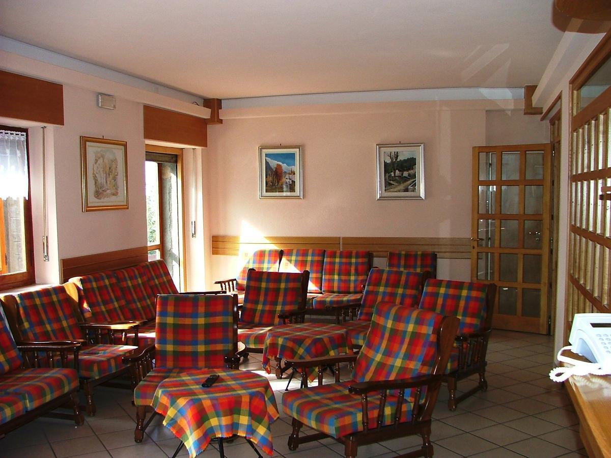 לה מאגדלן Hotel Miravidi מראה חיצוני תמונה